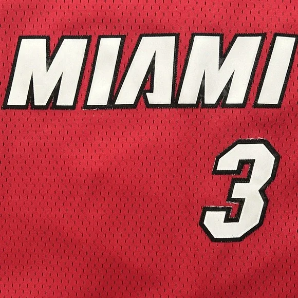 Miami Heat Wade Jersey - Picture 2 of 7